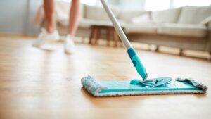 Limpiar el suelo de parquet Limpiar el suelo de parquet